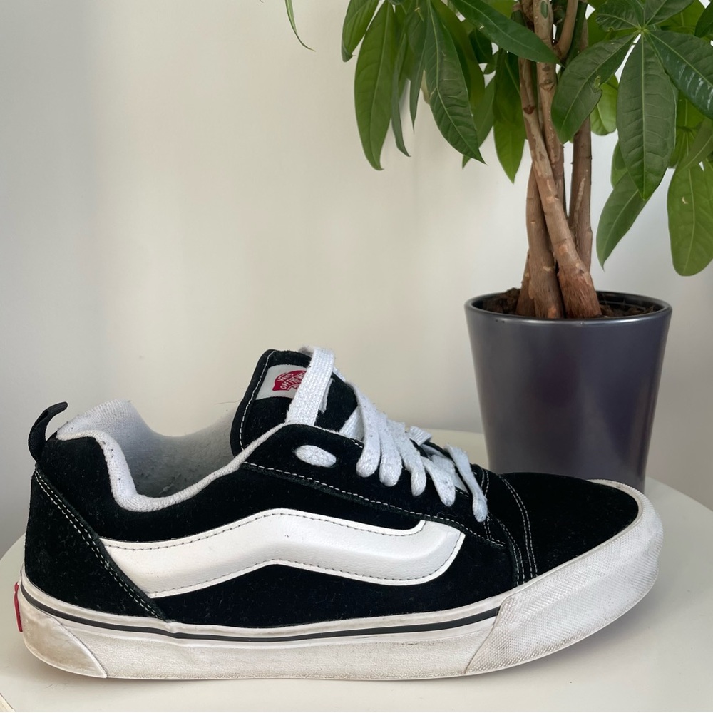Men Size 10 Vans Knu-Skool 'Black White' Skateboard Shoes